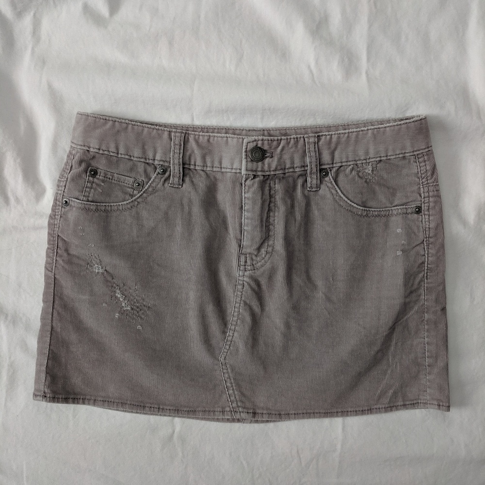 London Jean low-rise corduroy mini skirt size 2